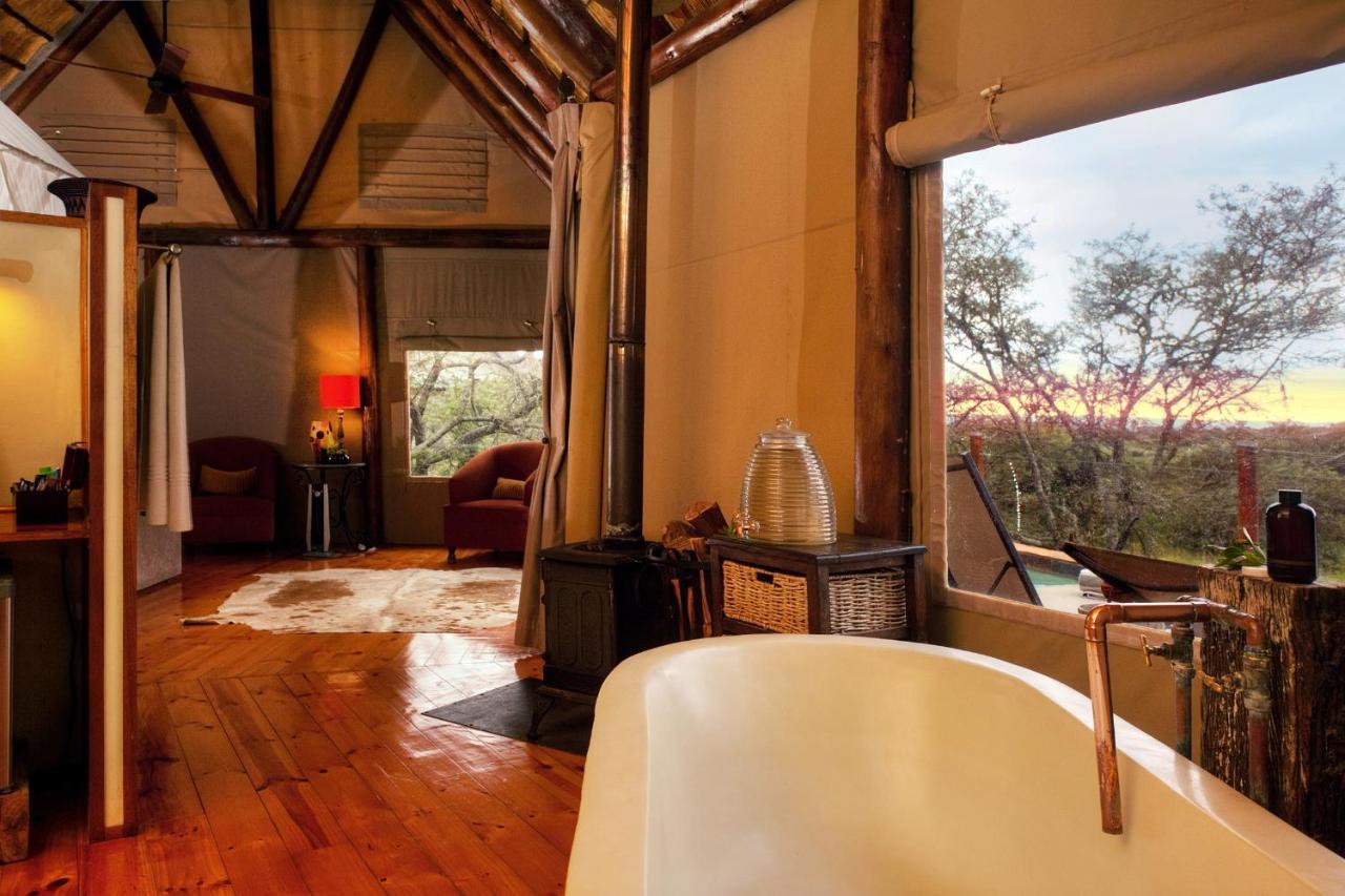 Bush Lodge - Amakhala viltreservat Exteriör bild