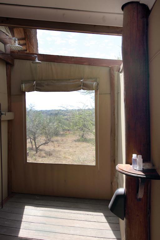 Bush Lodge - Amakhala viltreservat Exteriör bild